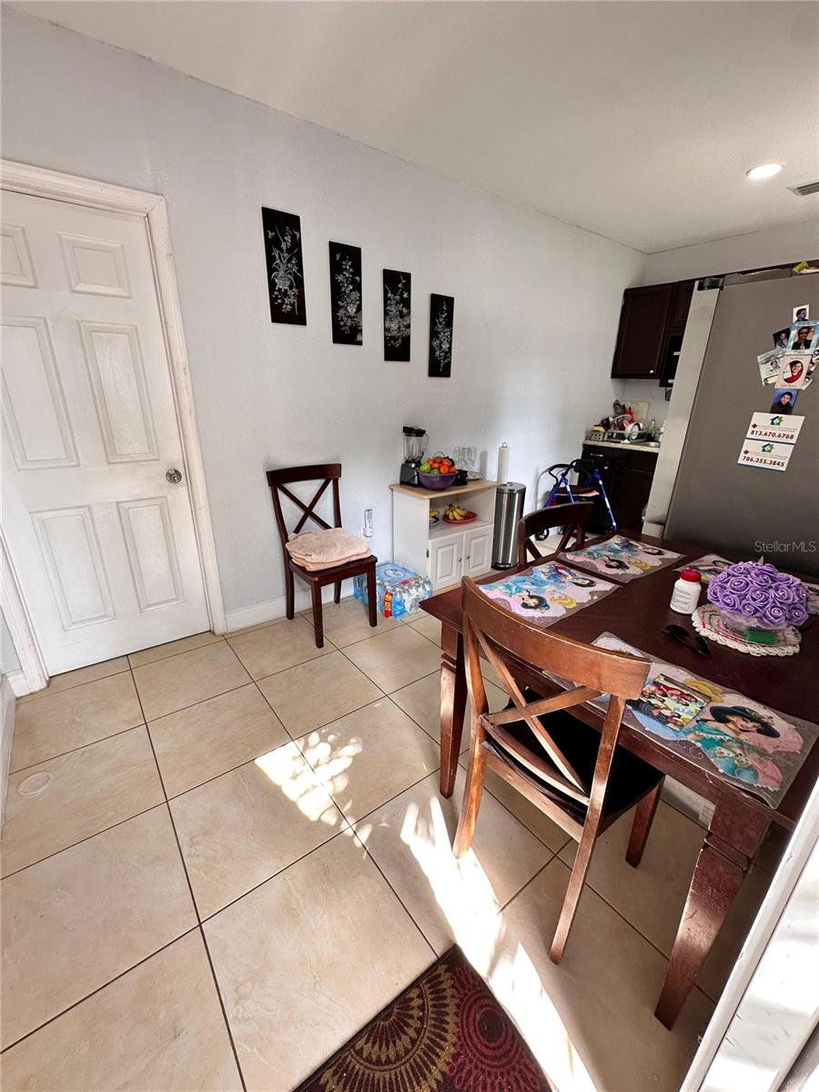 Image 43 of 49 For 7006 Shenandoah Court