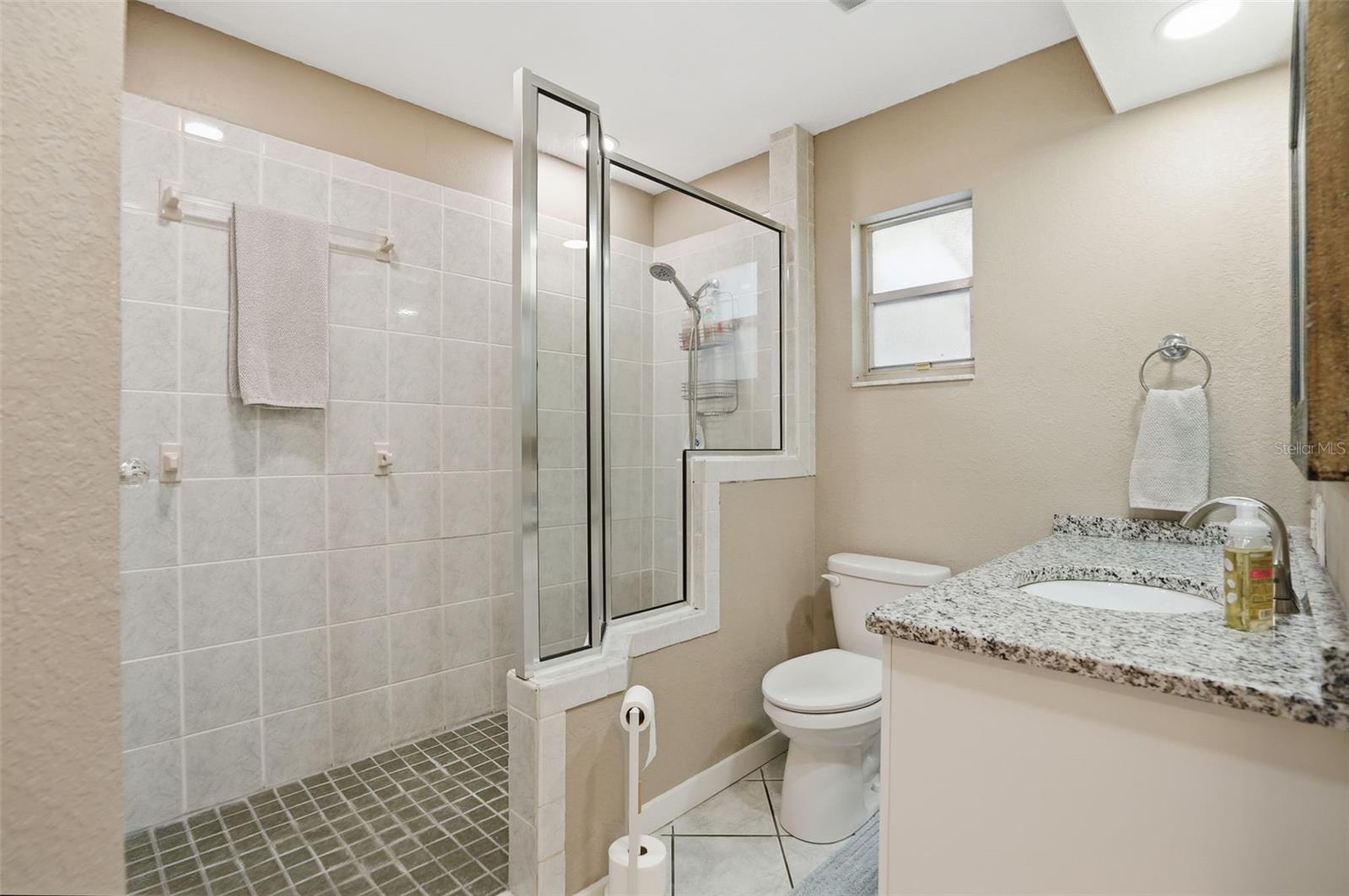 Image 25 of 42 For 1144 Midiron Point