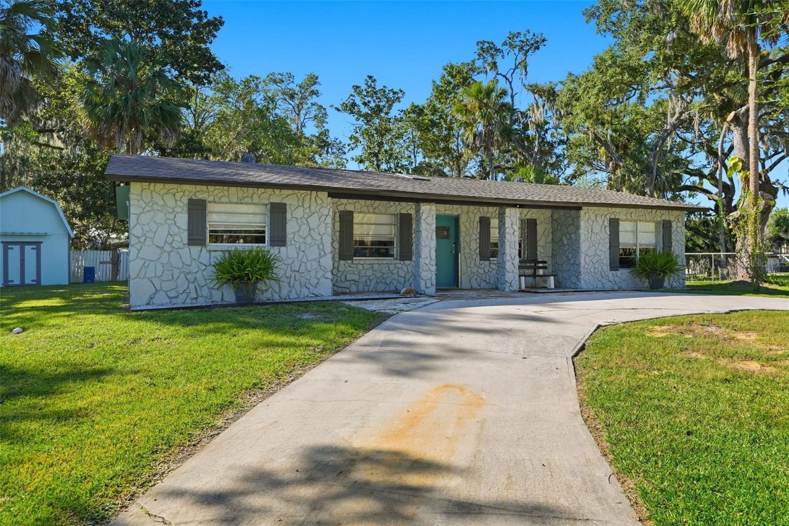 Image 3 of 42 For 1144 Midiron Point