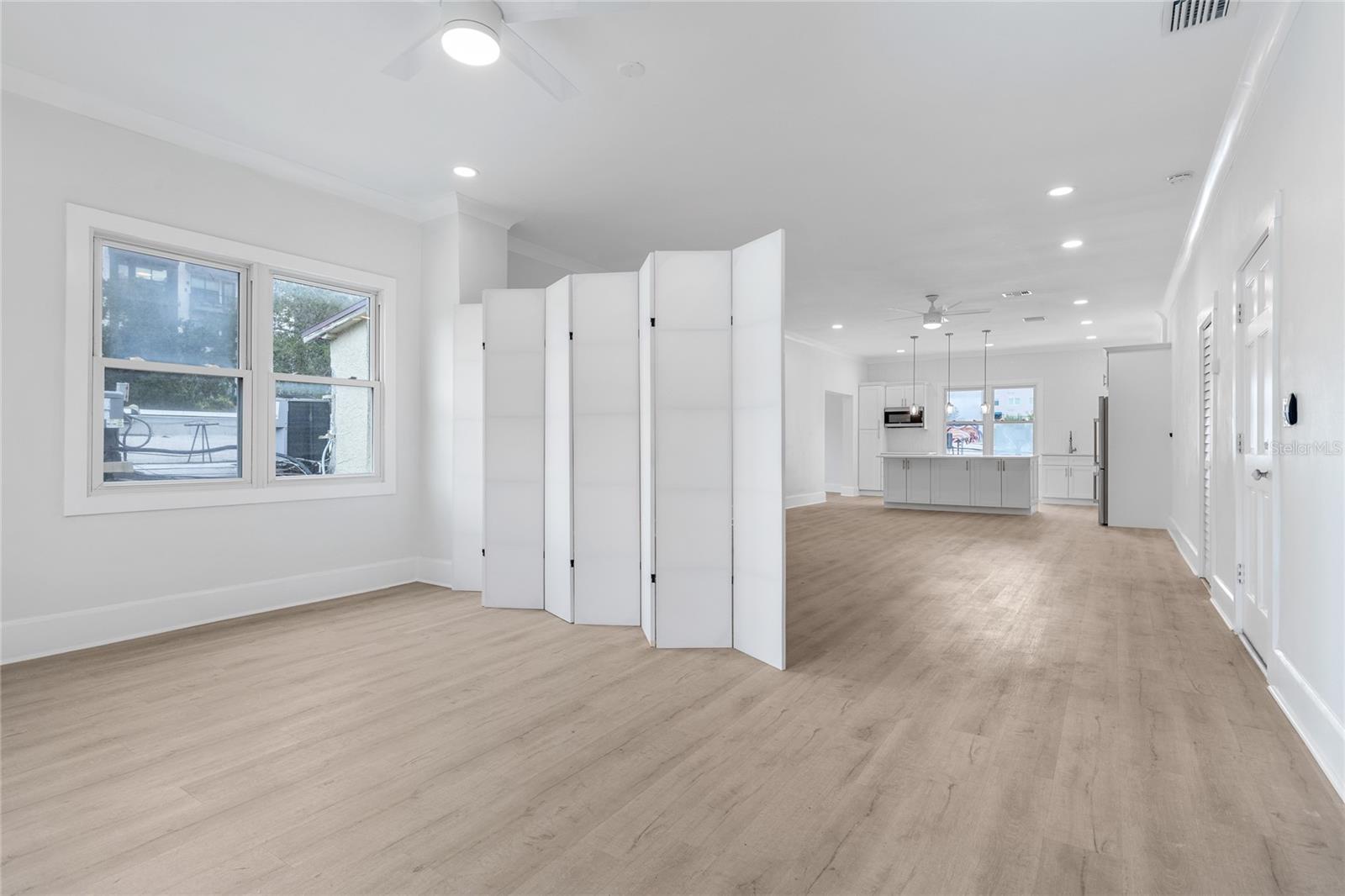Image 11 of 25 For 10 18th Street S