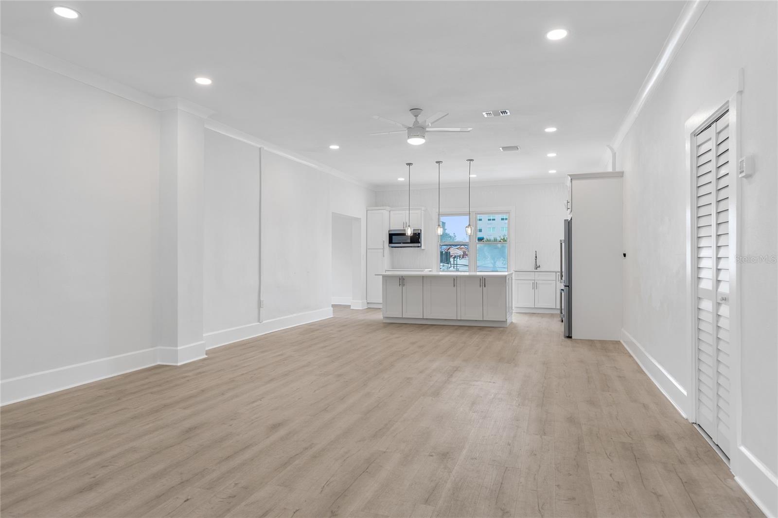 Image 12 of 25 For 10 18th Street S