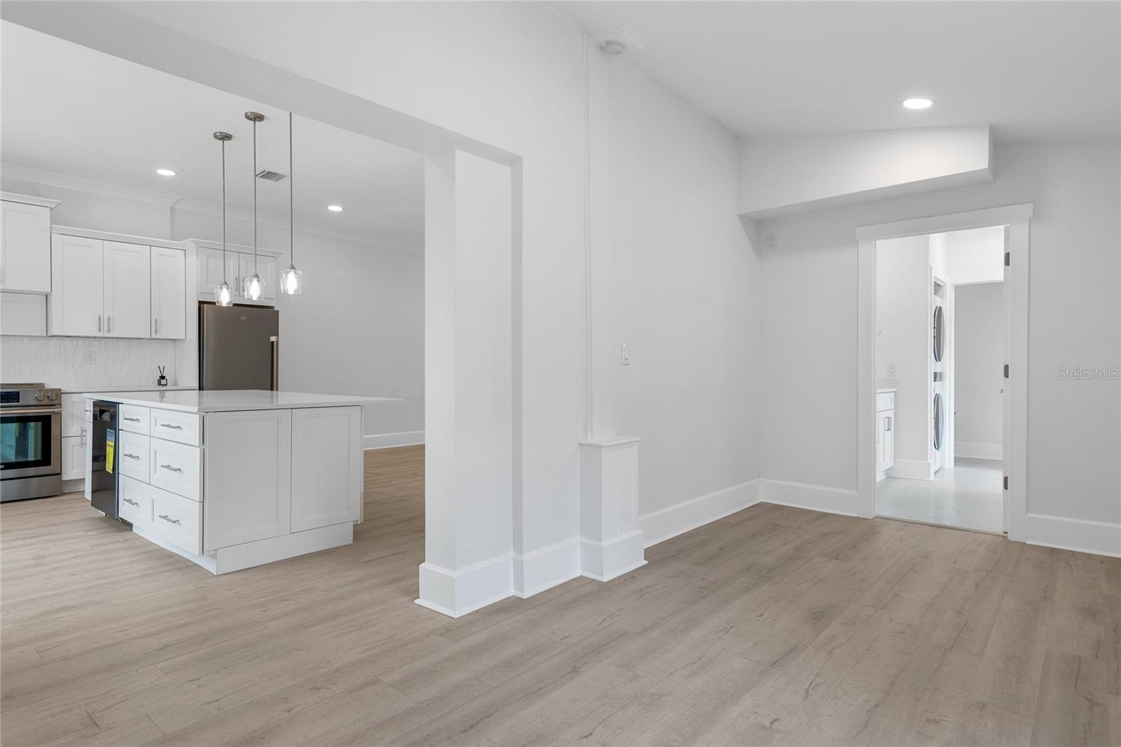 Image 14 of 25 For 10 18th Street S