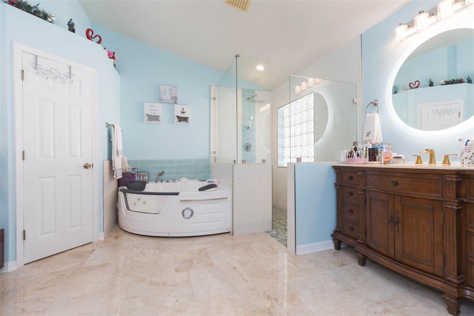 Image 29 of 66 For 10022 Oxford Chapel Drive