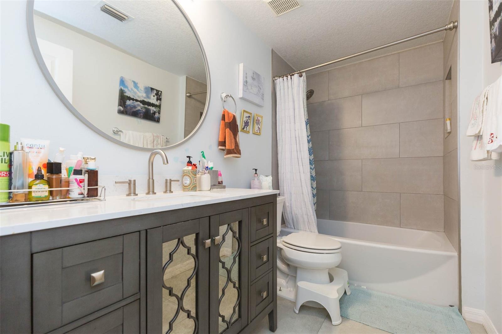 Image 33 of 66 For 10022 Oxford Chapel Drive