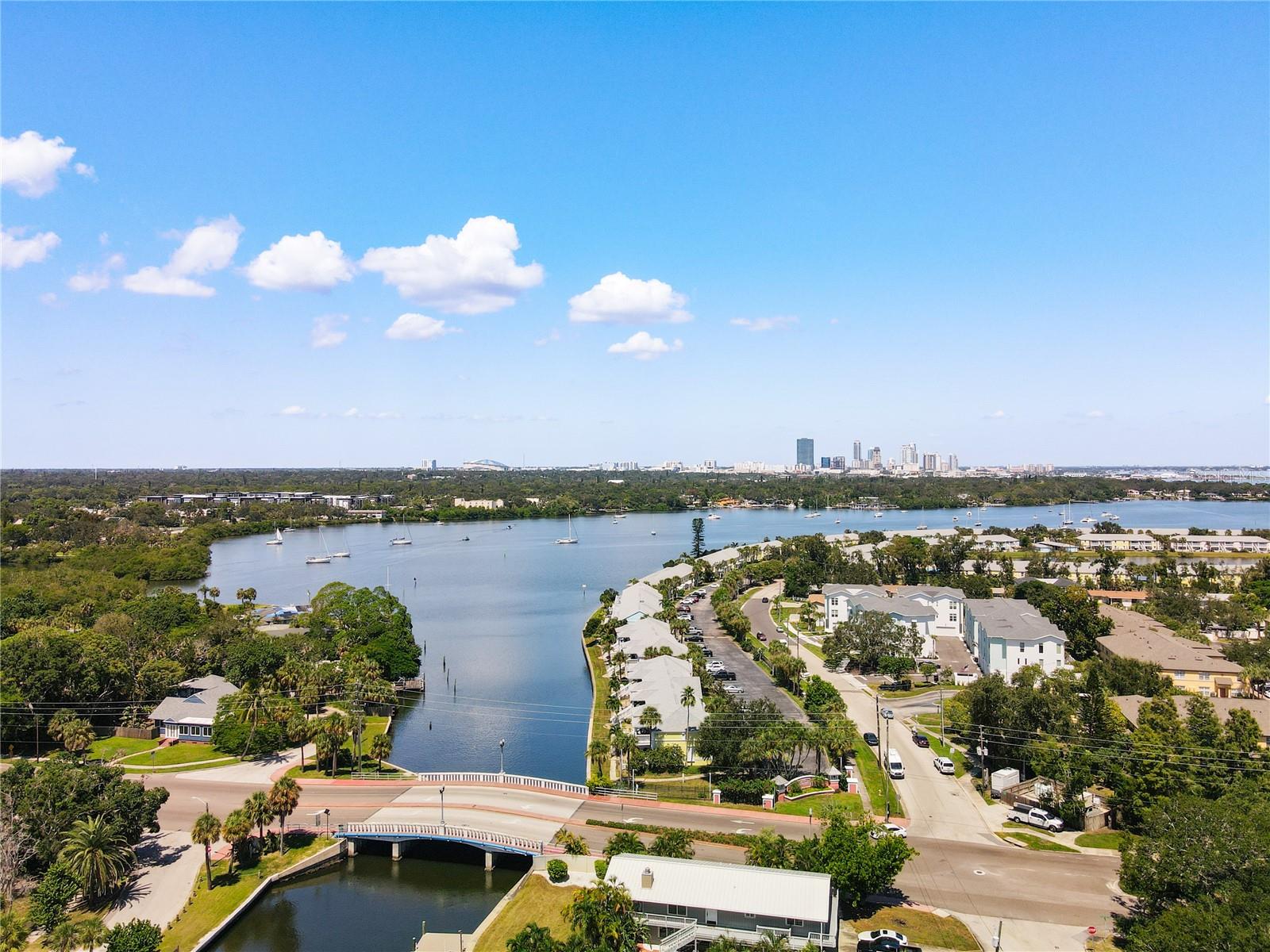 Image 13 of 16 For 3885 Pompano Drive Se B