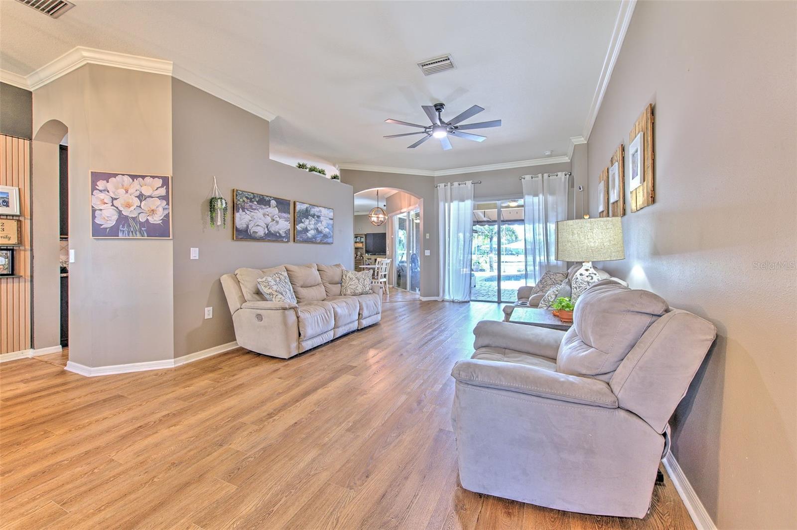 Image 12 of 76 For 16112 Bridgedale Drive