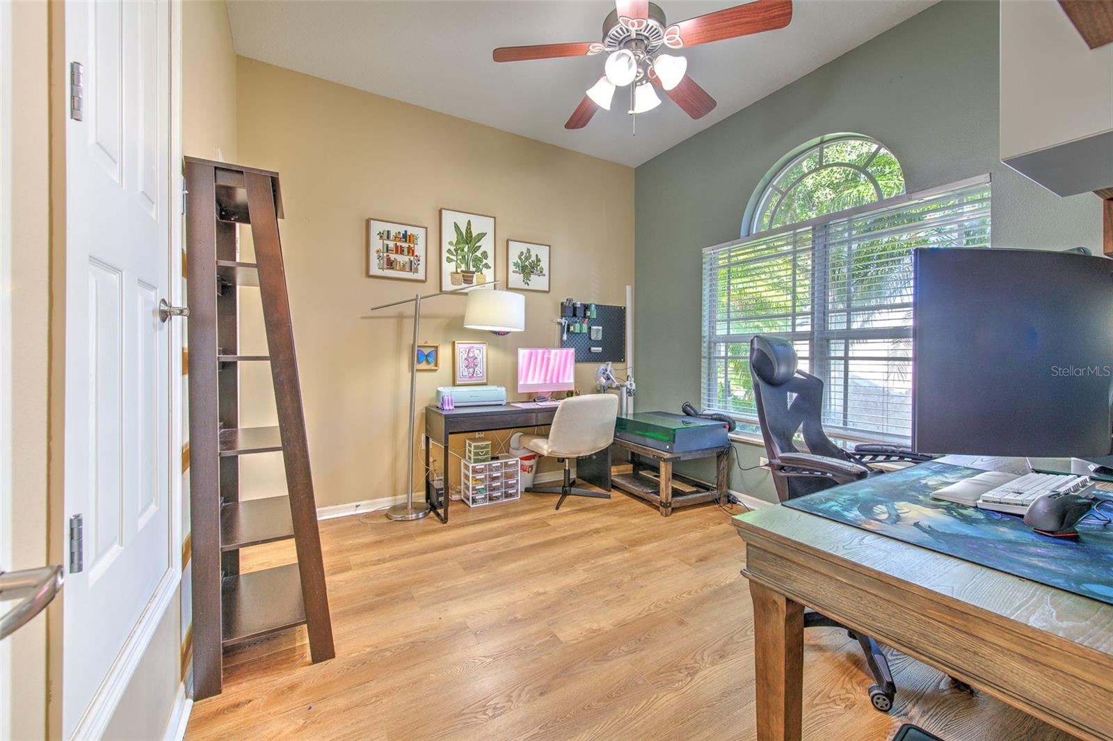Image 6 of 76 For 16112 Bridgedale Drive
