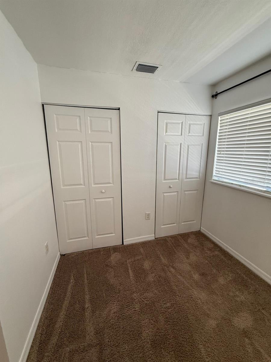 Image 22 of 39 For 22710 Watersedge Boulevard 73