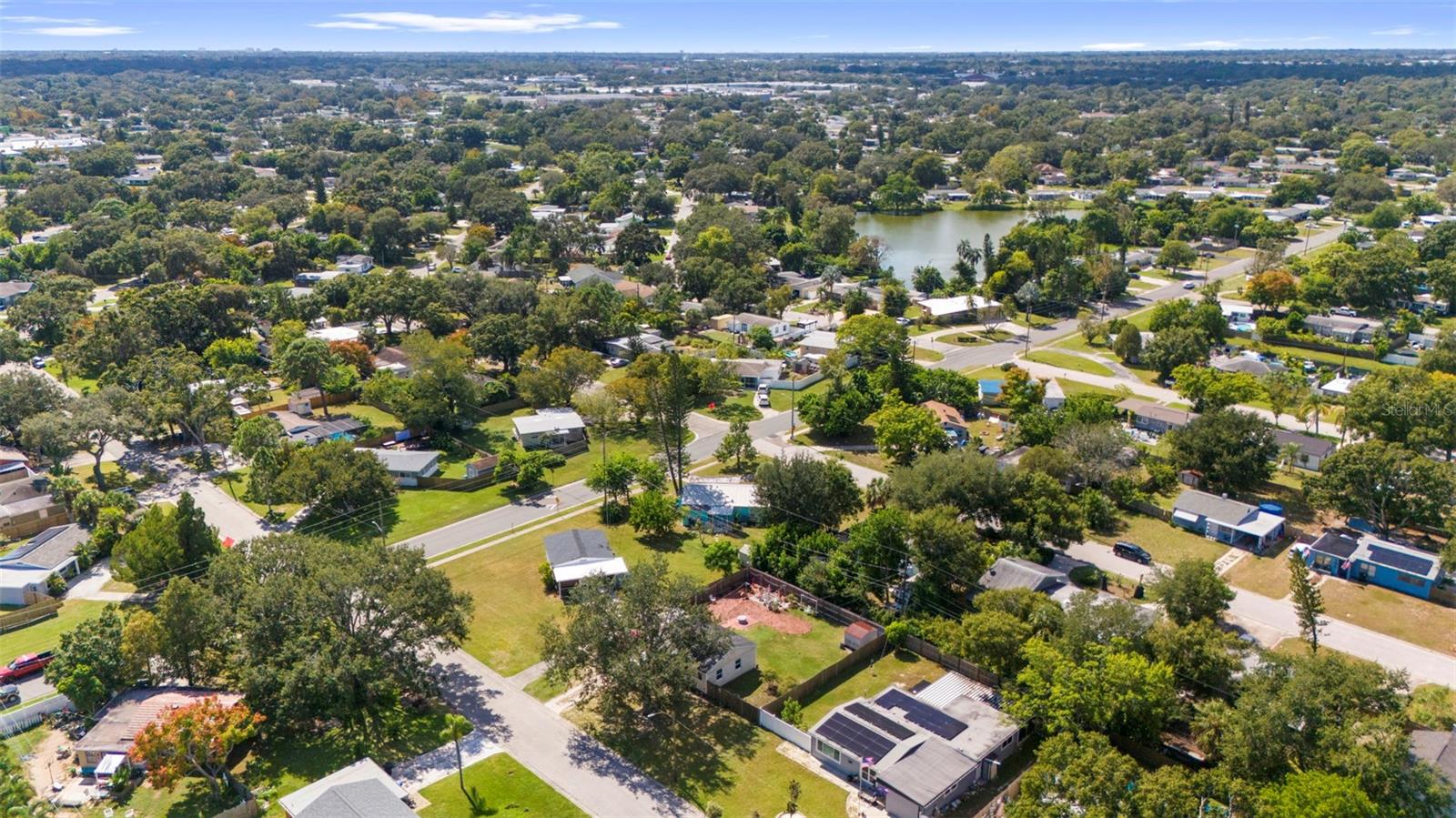 Listing photo id 47 for 7001 13th Street N