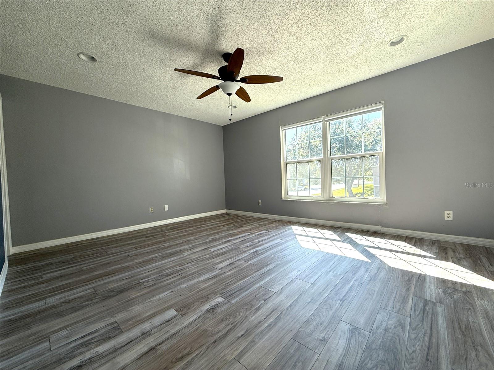 Image 19 of 28 For 16335 Rambling Vine Drive W