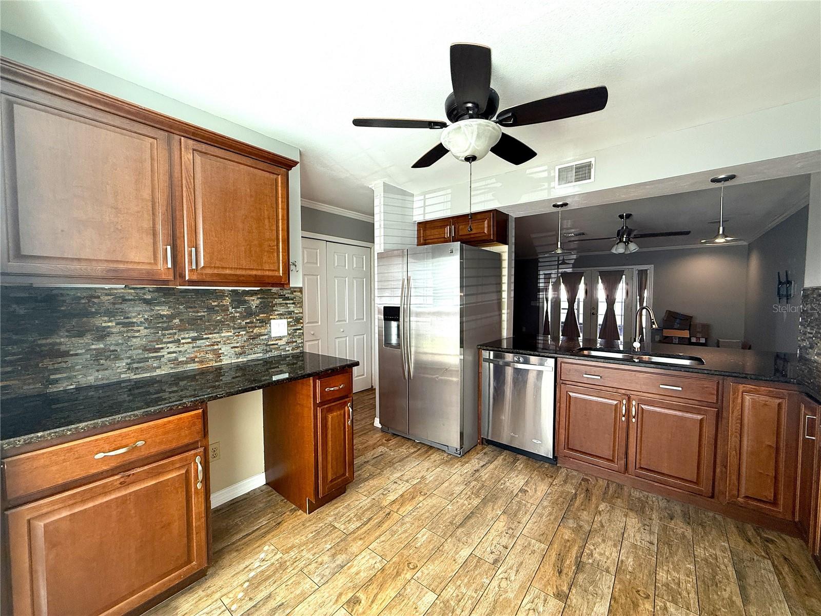 Image 3 of 28 For 16335 Rambling Vine Drive W