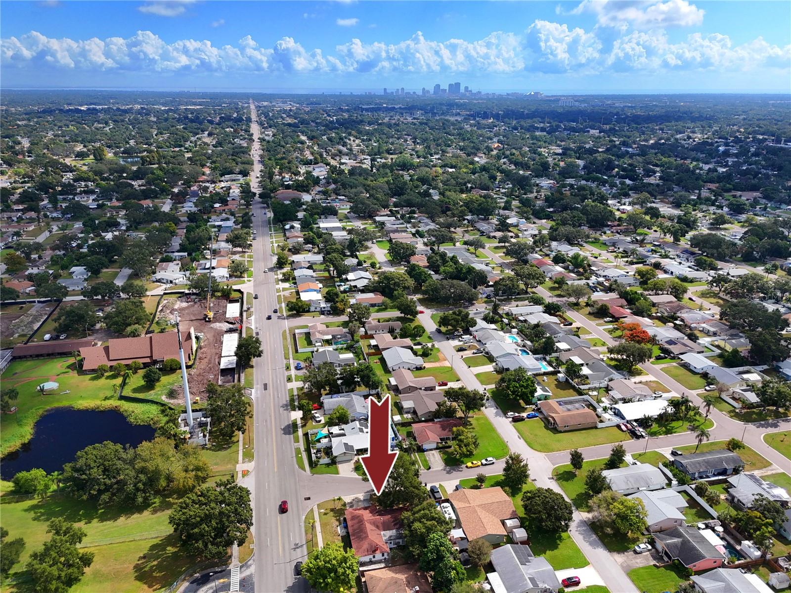 Listing photo id 47 for 2150 55th Street N