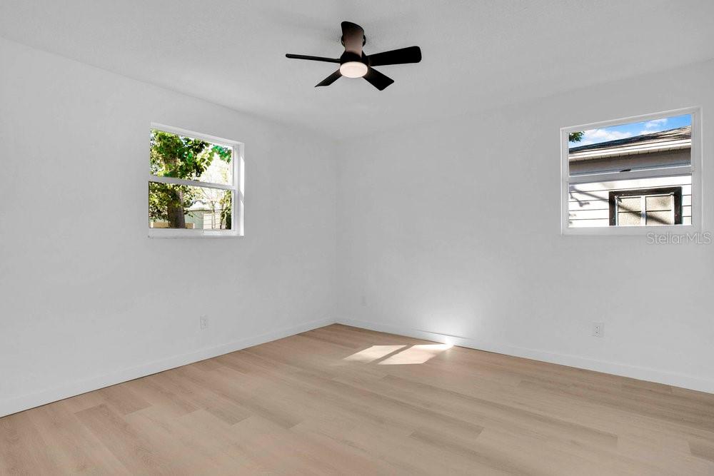 Image 10 of 21 For 3110 11th Ave N