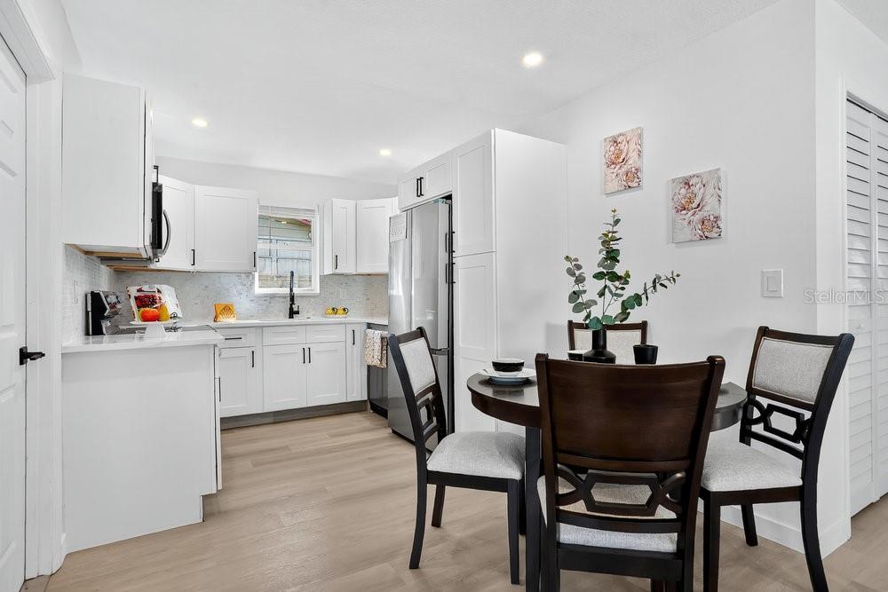 Image 8 of 21 For 3110 11th Ave N