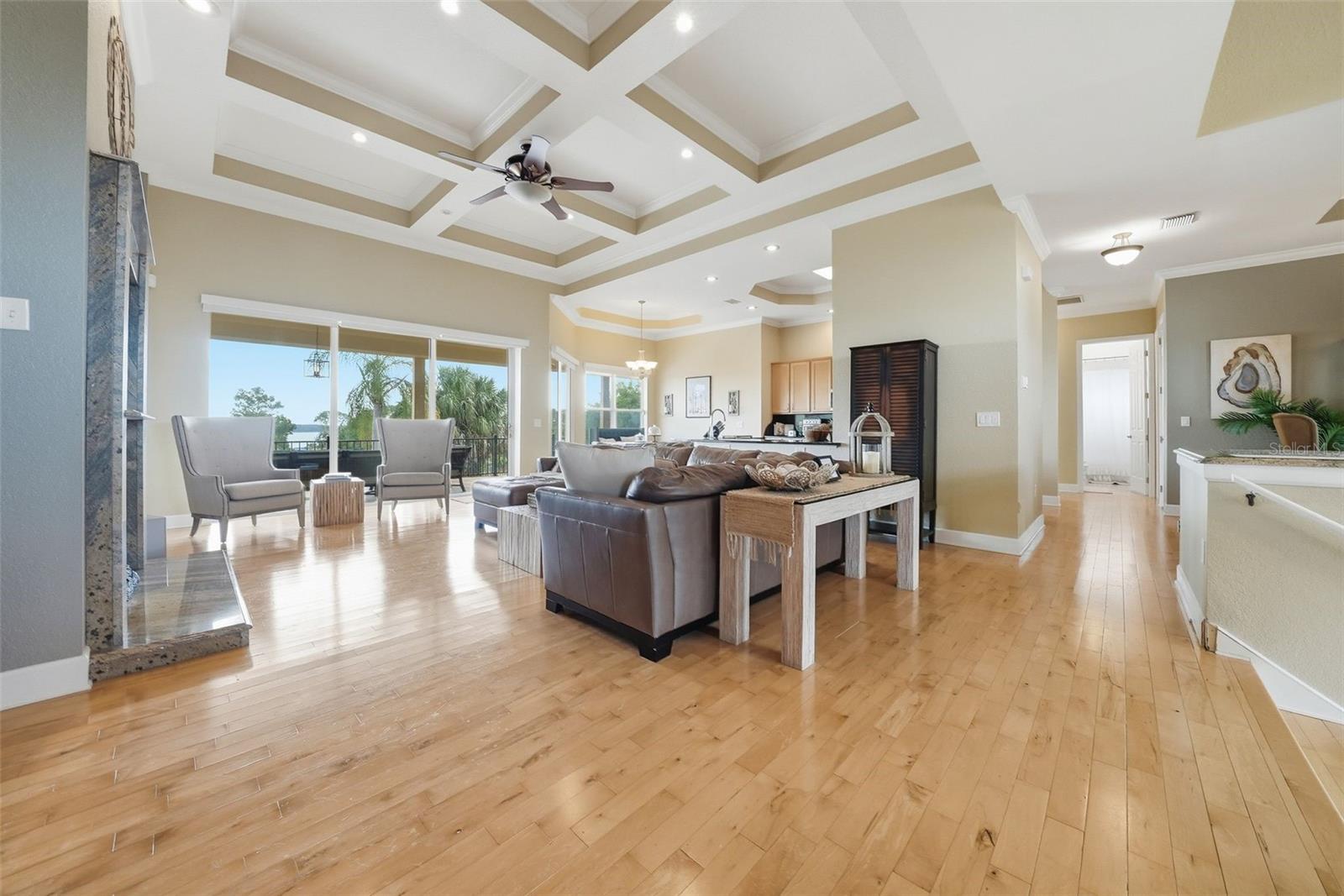 Image 11 of 86 For 122 Waterberry Drive
