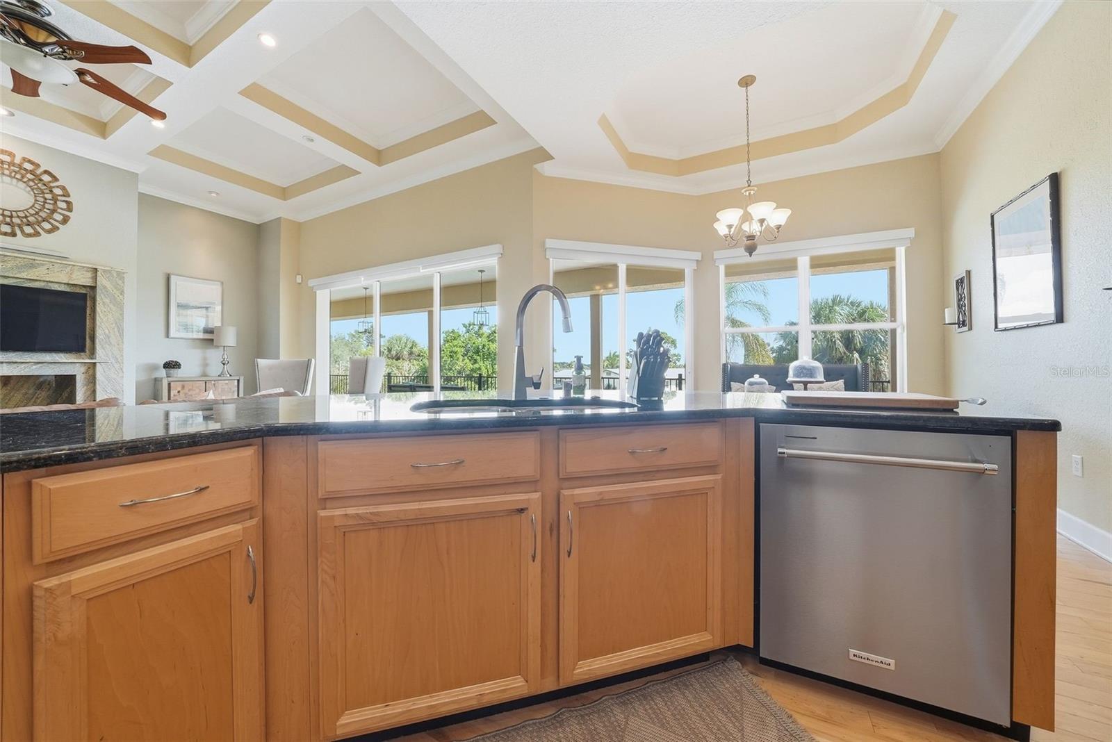Image 18 of 86 For 122 Waterberry Drive