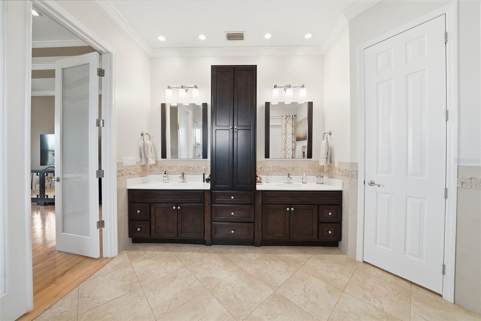 Image 29 of 86 For 122 Waterberry Drive