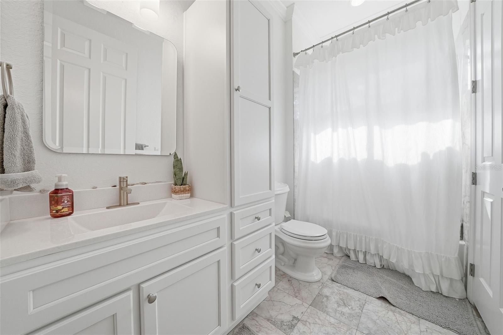 Image 37 of 86 For 122 Waterberry Drive
