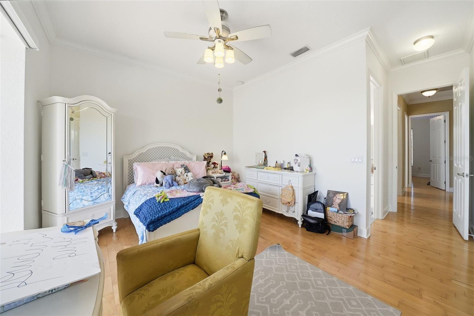 Image 39 of 86 For 122 Waterberry Drive