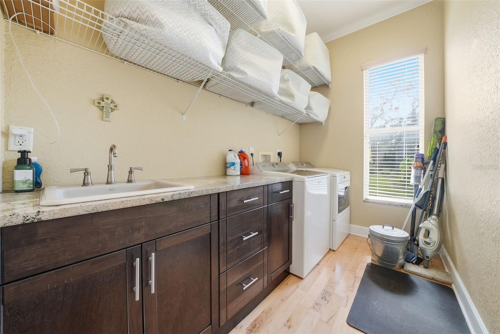 Image 41 of 86 For 122 Waterberry Drive