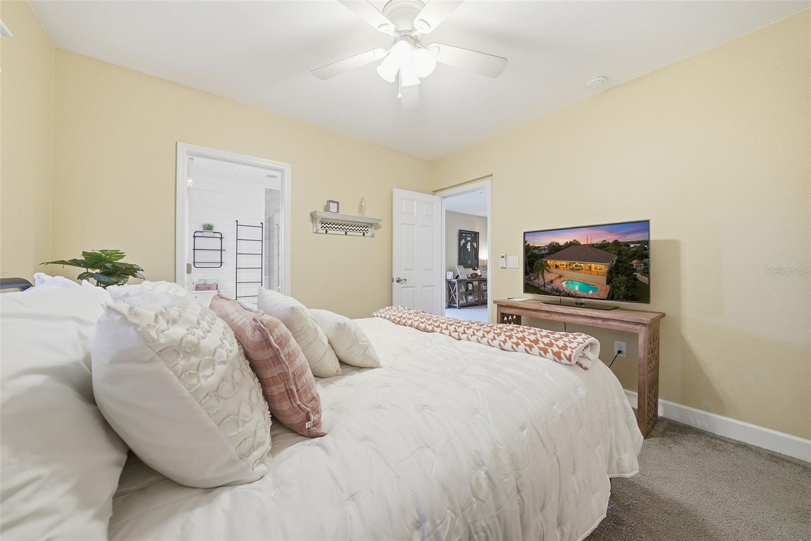 Image 59 of 86 For 122 Waterberry Drive
