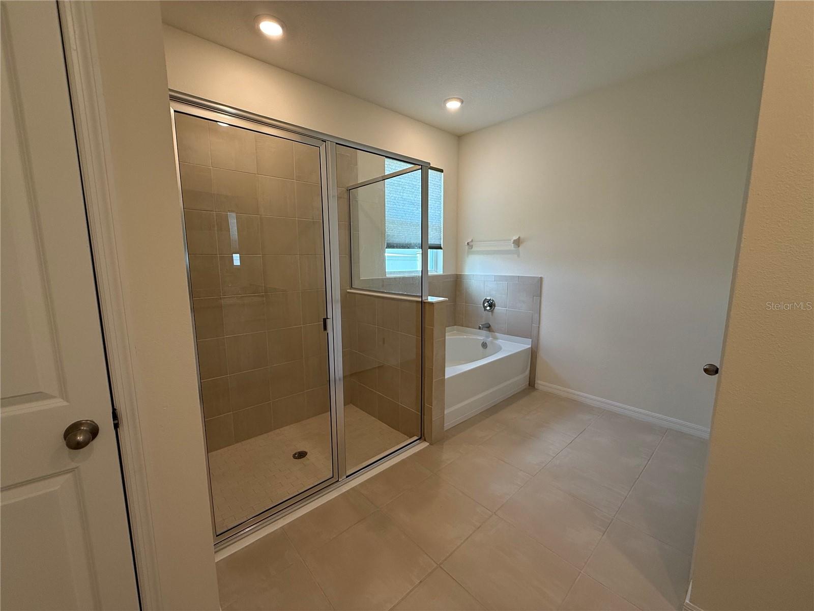 Image 26 of 30 For 7383 Steer Blade Drive