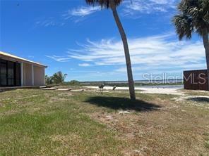 Image 11 of 15 For 918 Japonica Drive