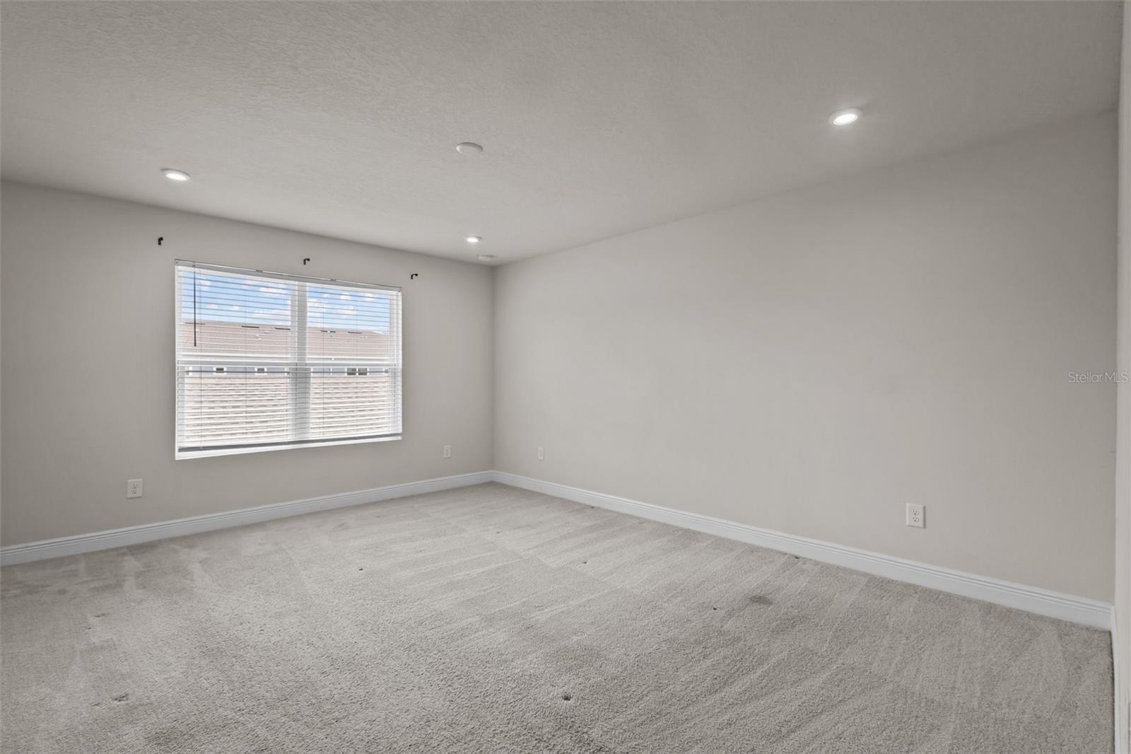 Image 23 of 50 For 2432 Hearth Drive