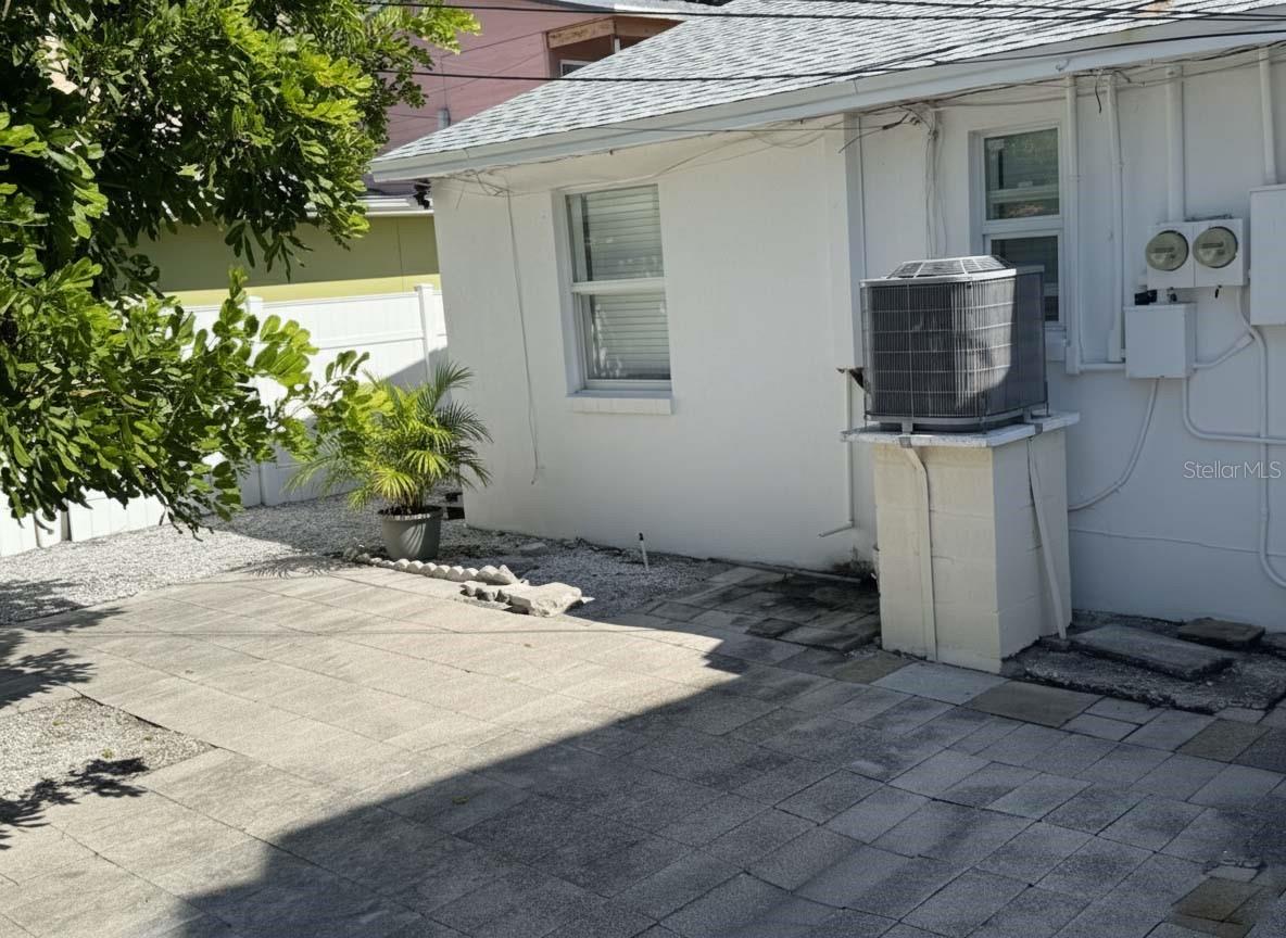 Image 12 of 15 For 6378 Gulf Winds Drive