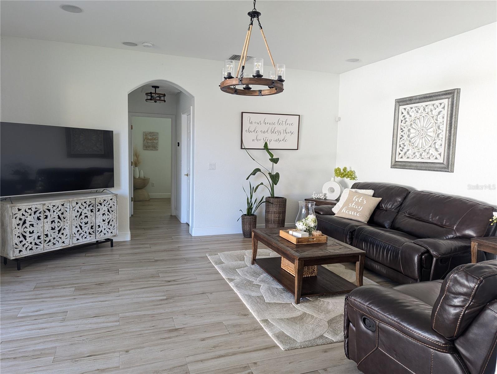 Image 5 of 22 For 3516 Hickory Hammock Loop