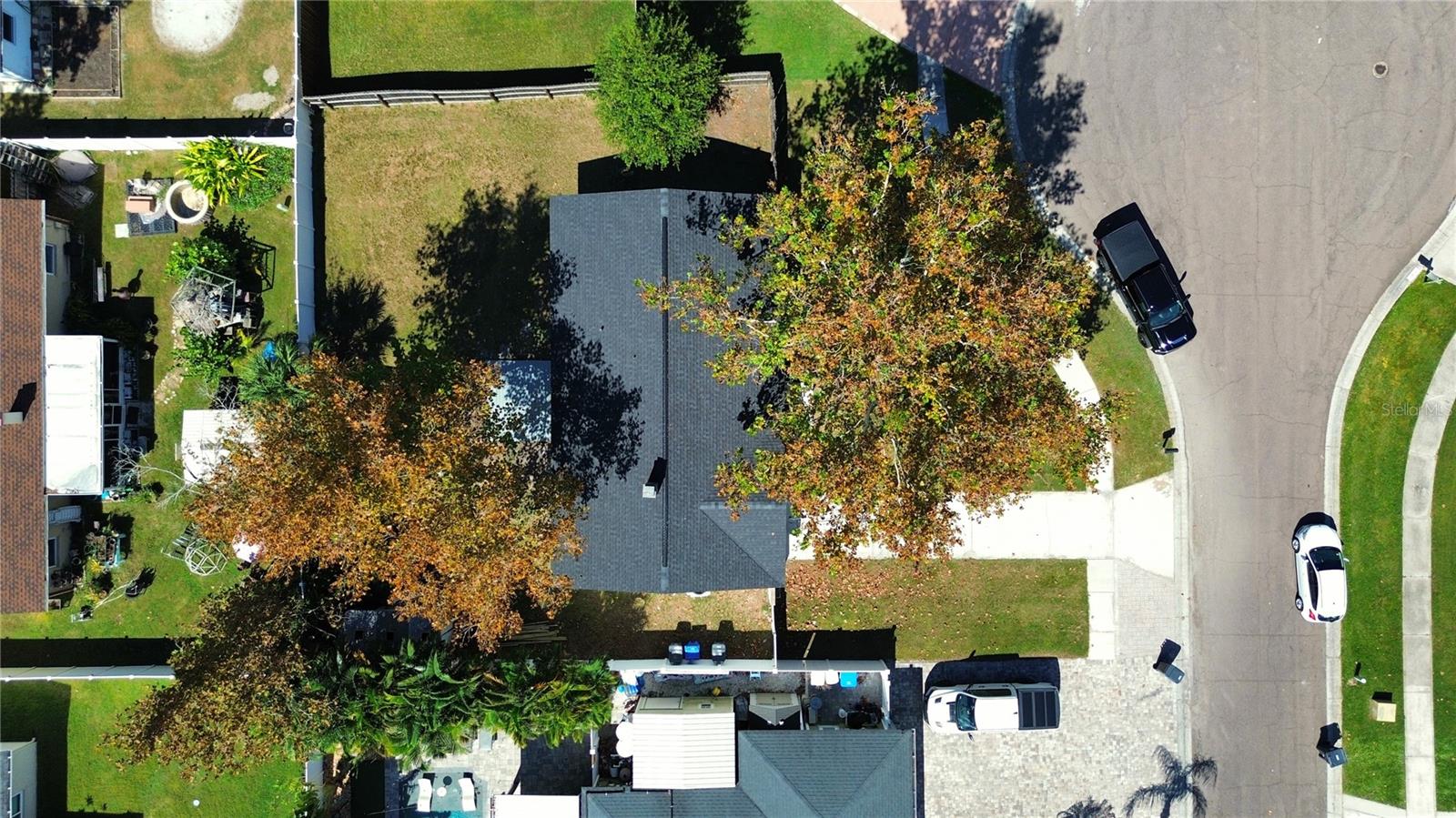 Listing photo id 20 for 3206 Las Brisas Drive