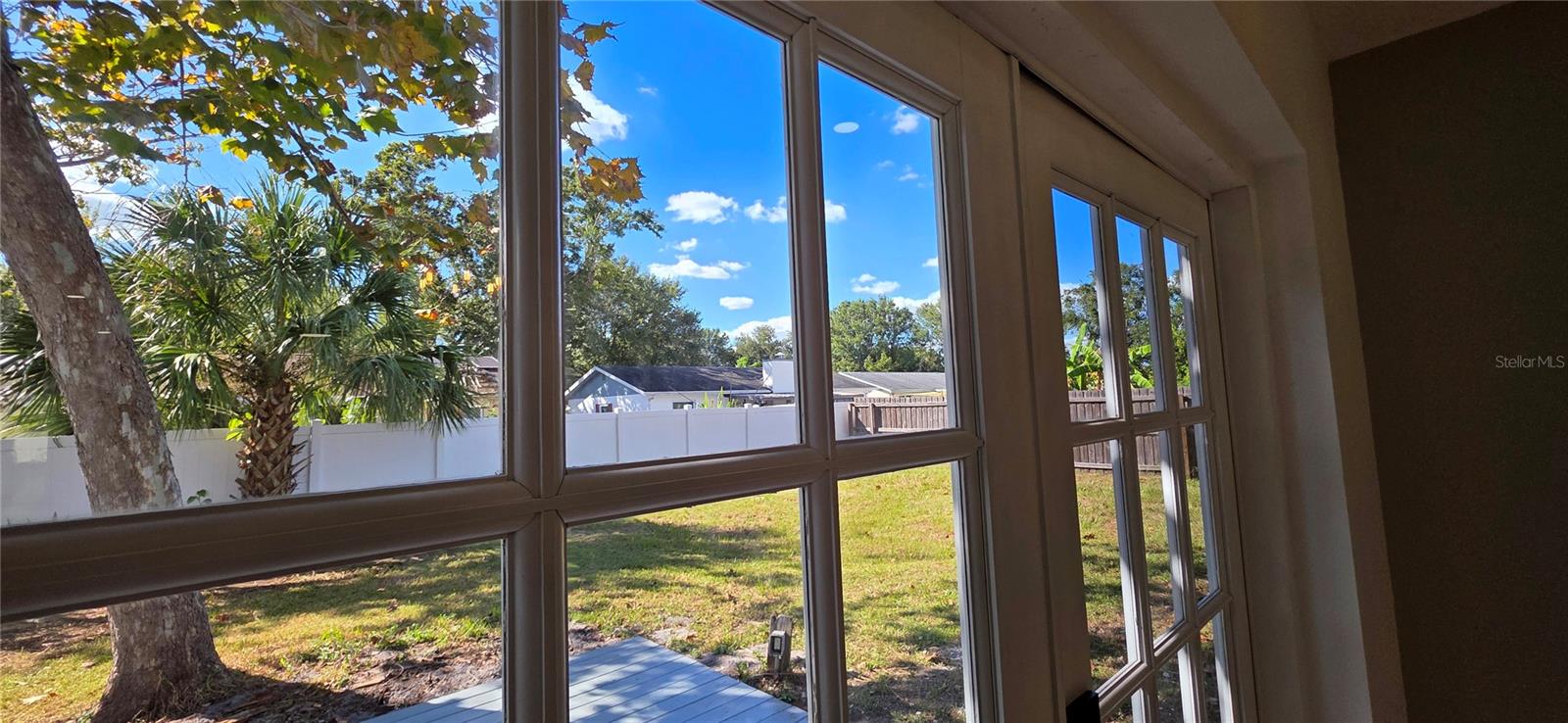 Listing photo id 46 for 3206 Las Brisas Drive