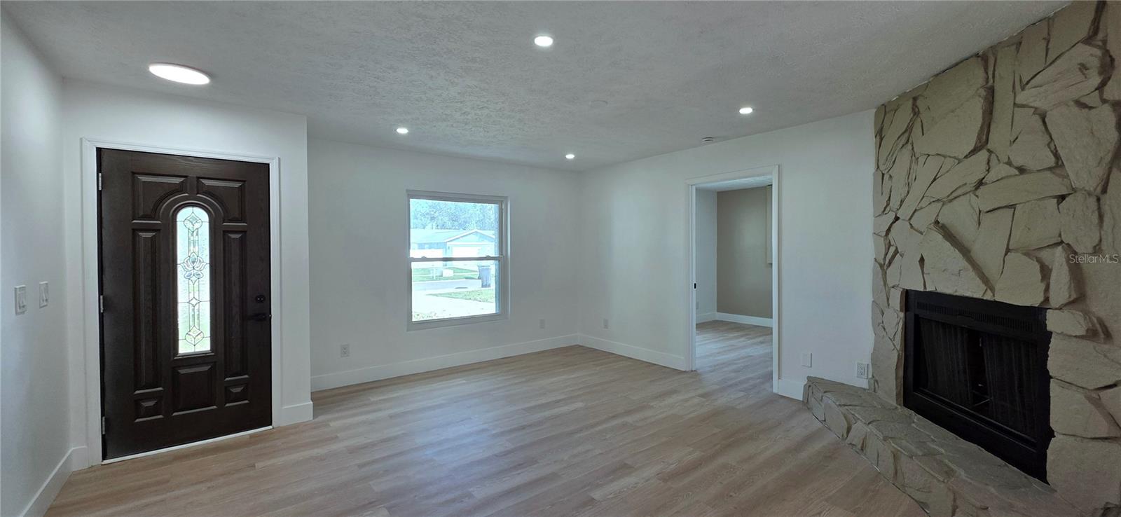 Listing photo id 59 for 3206 Las Brisas Drive