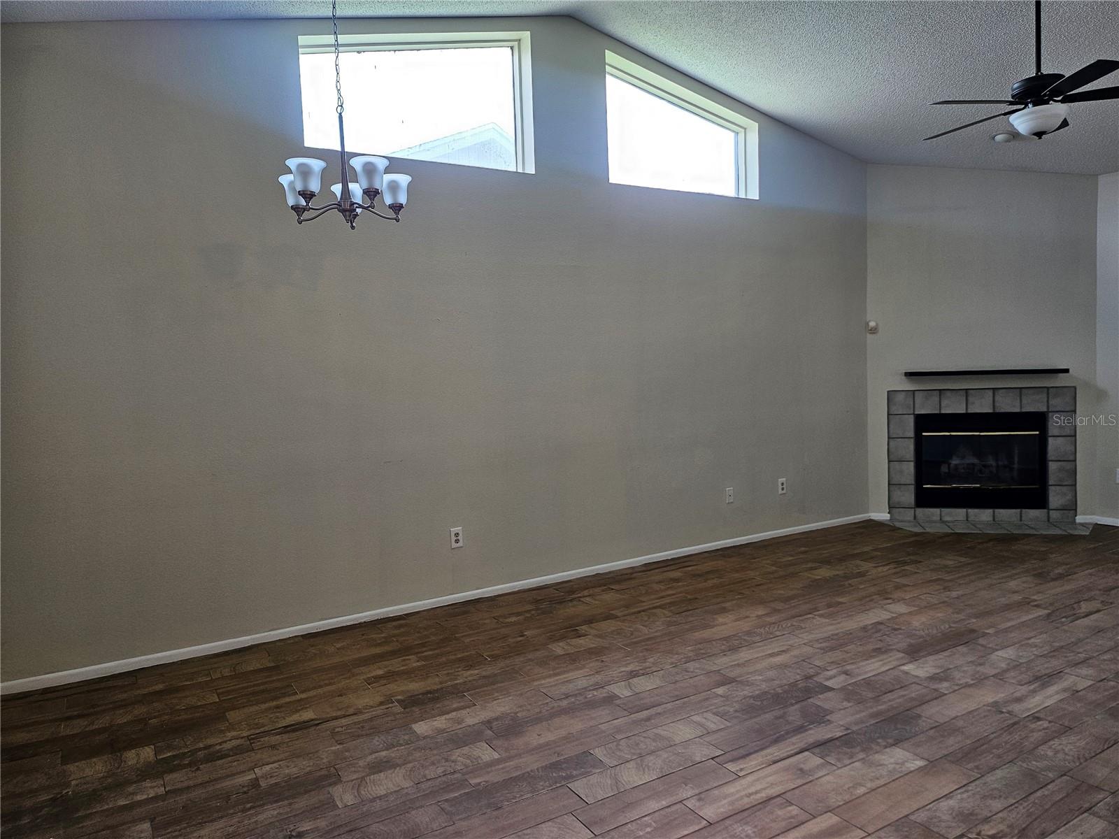 Image 5 of 6 For 8608 Twin Farms Place