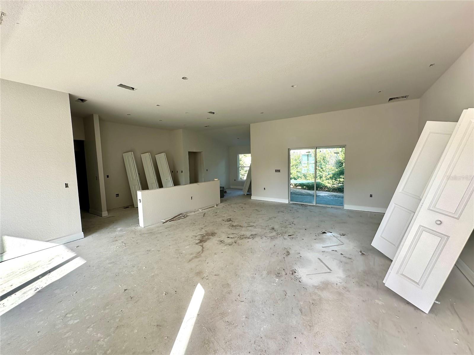 Image 3 of 12 For 7013 Remington Oaks Loop