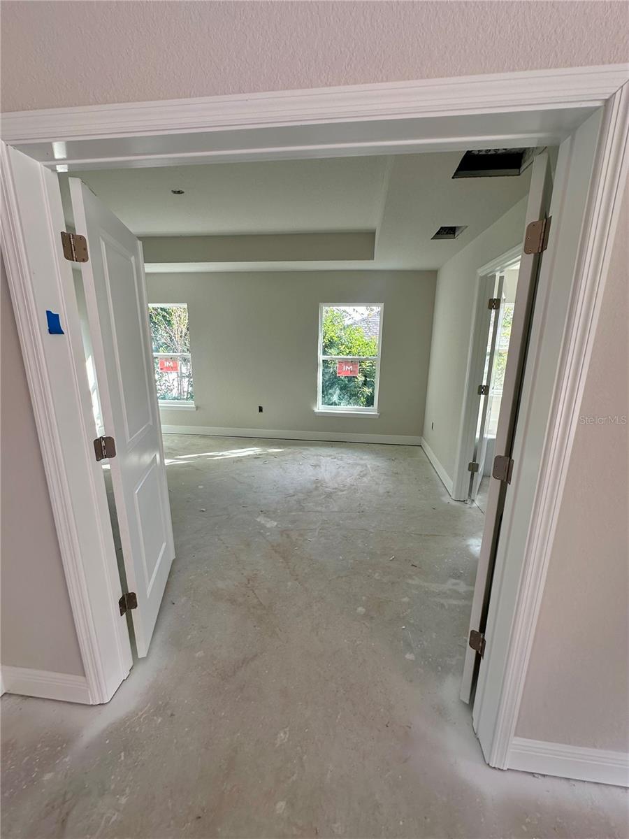 Image 9 of 12 For 7013 Remington Oaks Loop