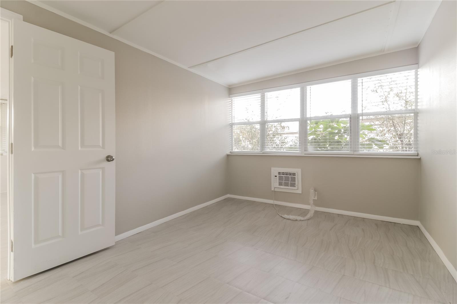 Image 12 of 16 For 1010 Sierra Lane