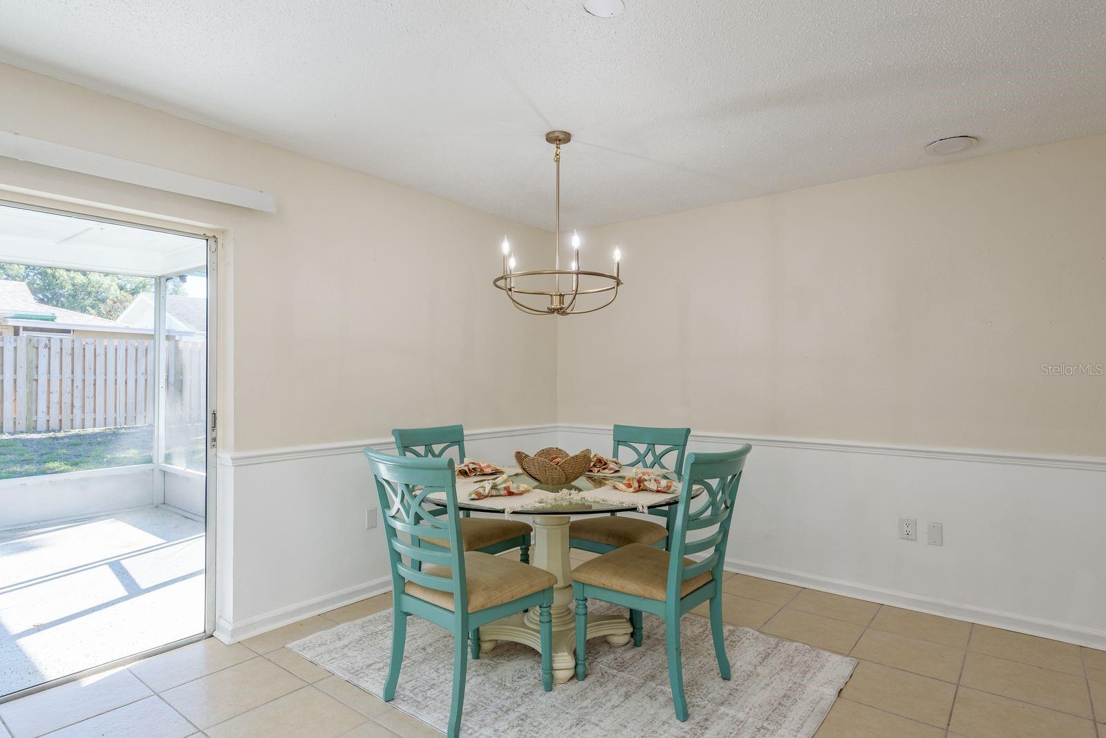 Image 15 of 35 For 2540 Southpointe Drive