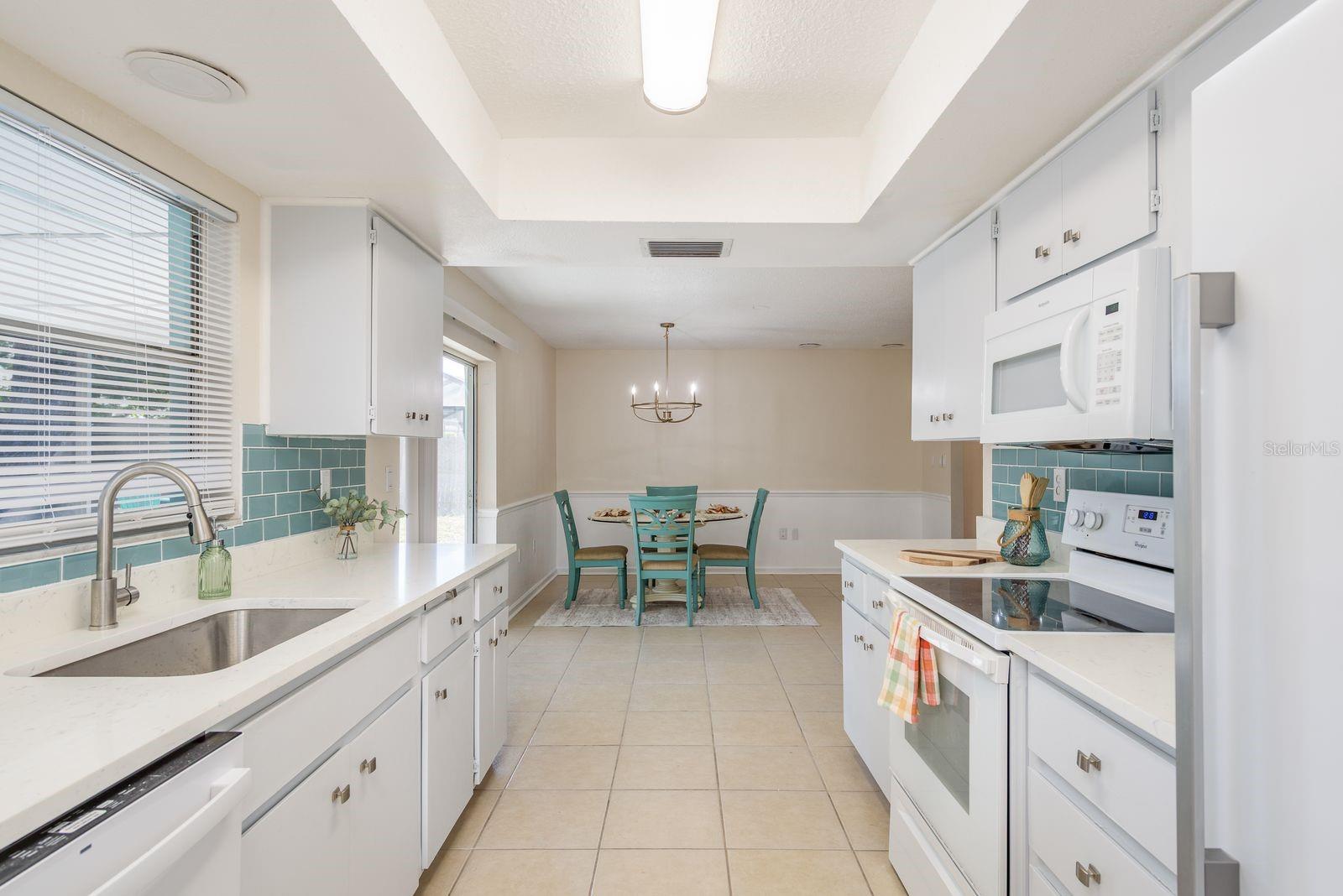 Image 16 of 35 For 2540 Southpointe Drive