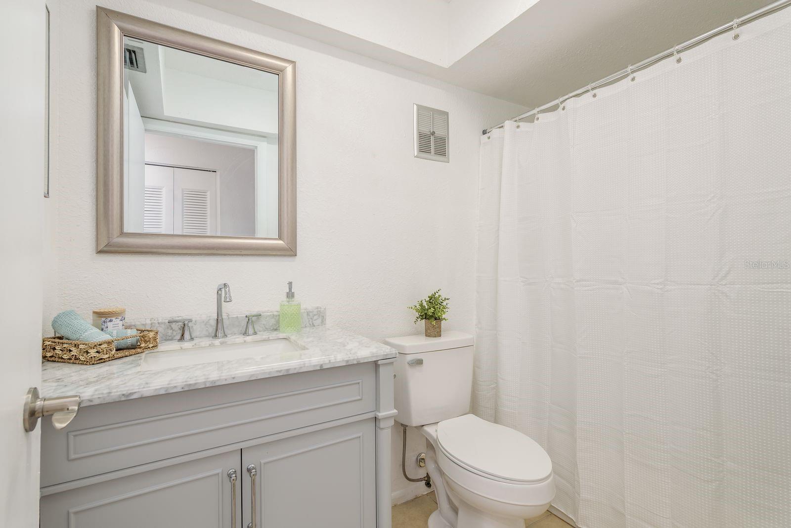 Image 19 of 35 For 2540 Southpointe Drive