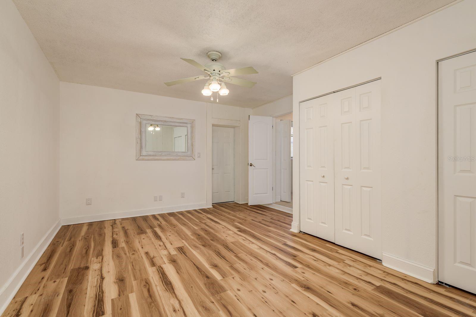 Image 23 of 35 For 2540 Southpointe Drive