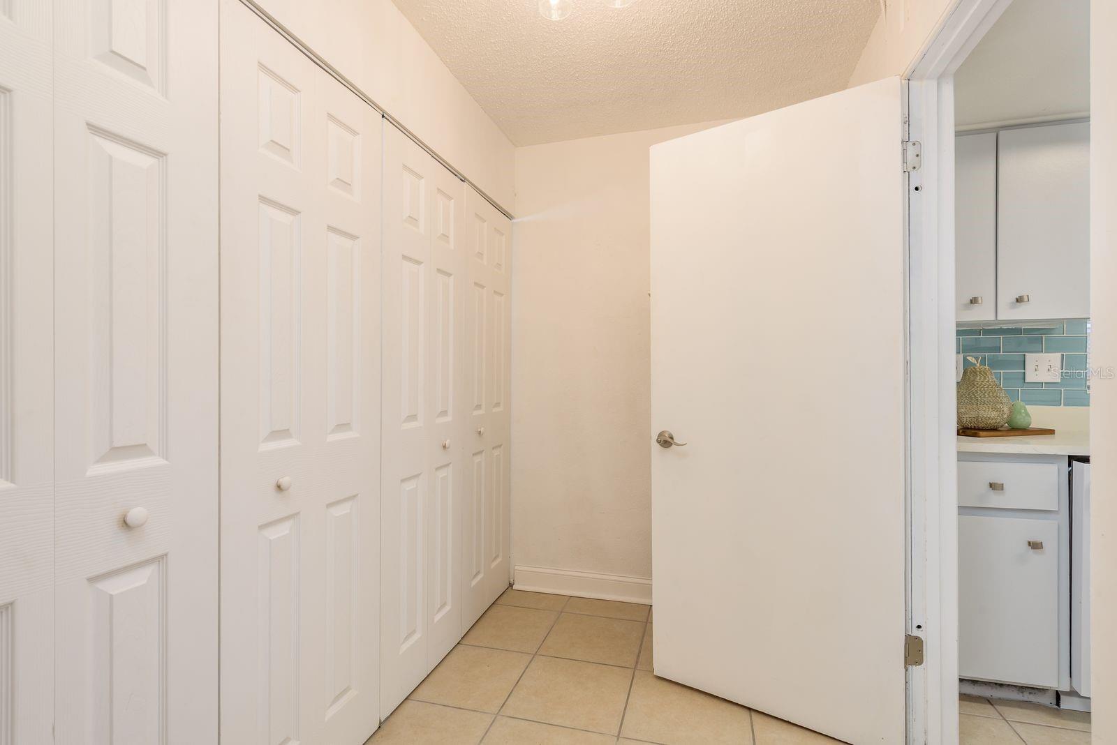 Image 24 of 35 For 2540 Southpointe Drive