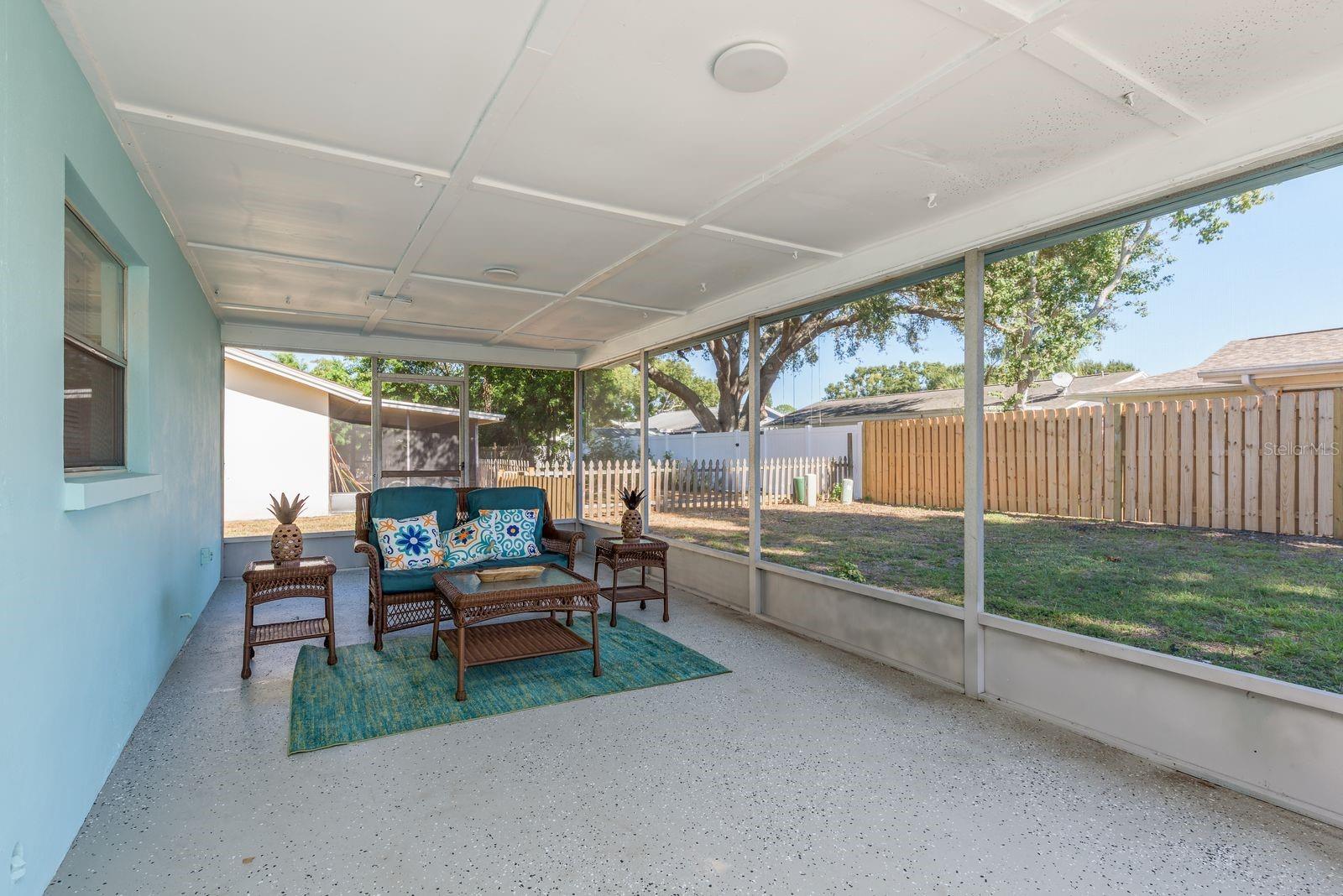 Image 28 of 35 For 2540 Southpointe Drive