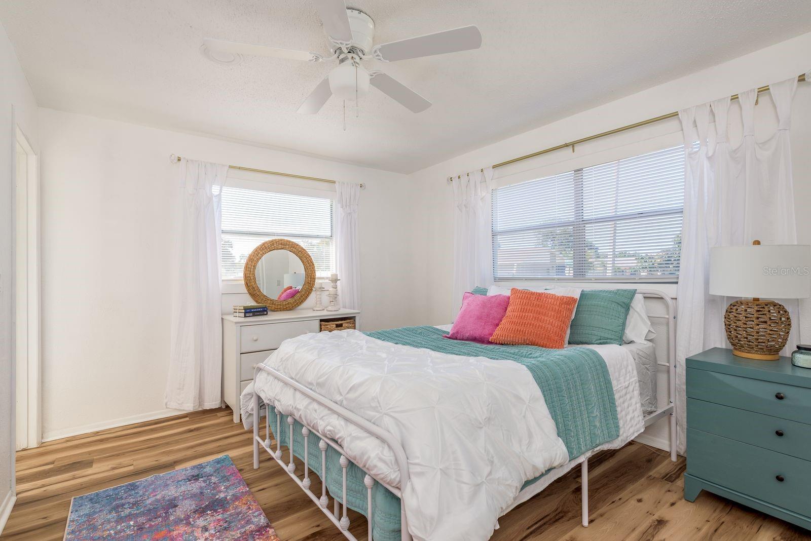 Image 9 of 35 For 2540 Southpointe Drive