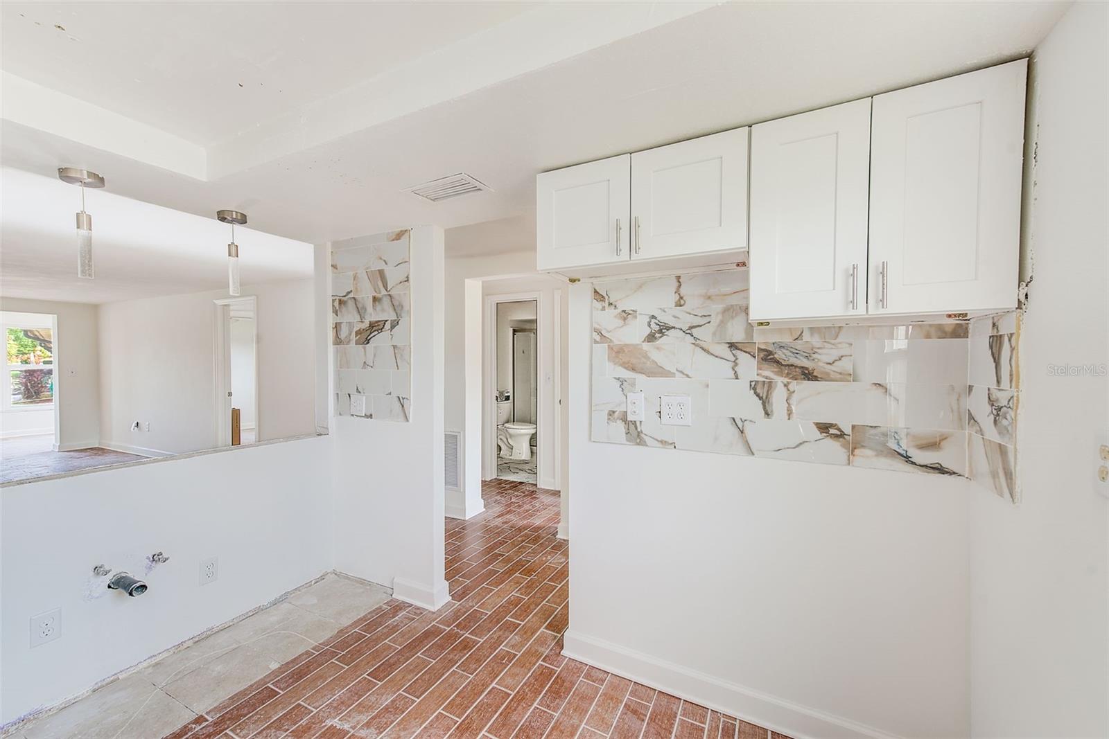 Image 17 of 42 For 4308 Summersun Drive