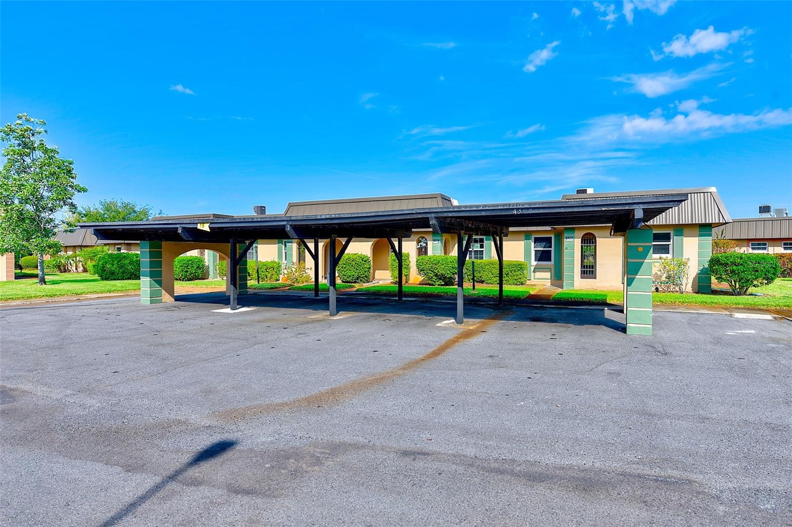 Image 29 of 42 For 4308 Summersun Drive