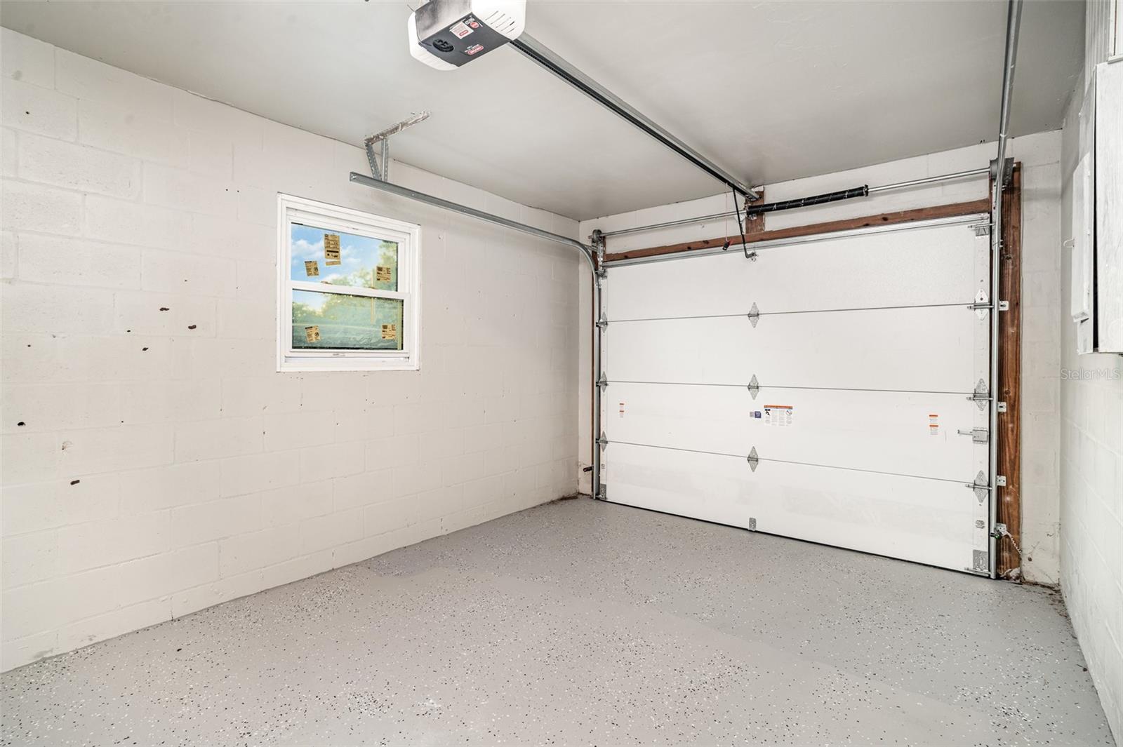 Image 30 of 33 For 4616 34th Avenue E