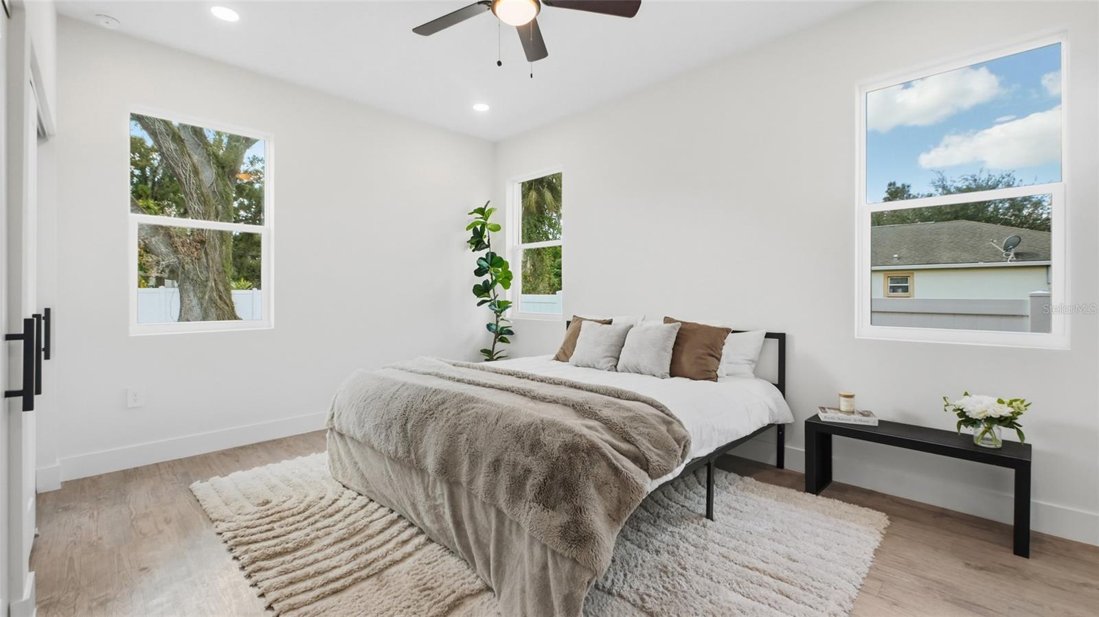 Image 14 of 32 For 4601 14th Avenue