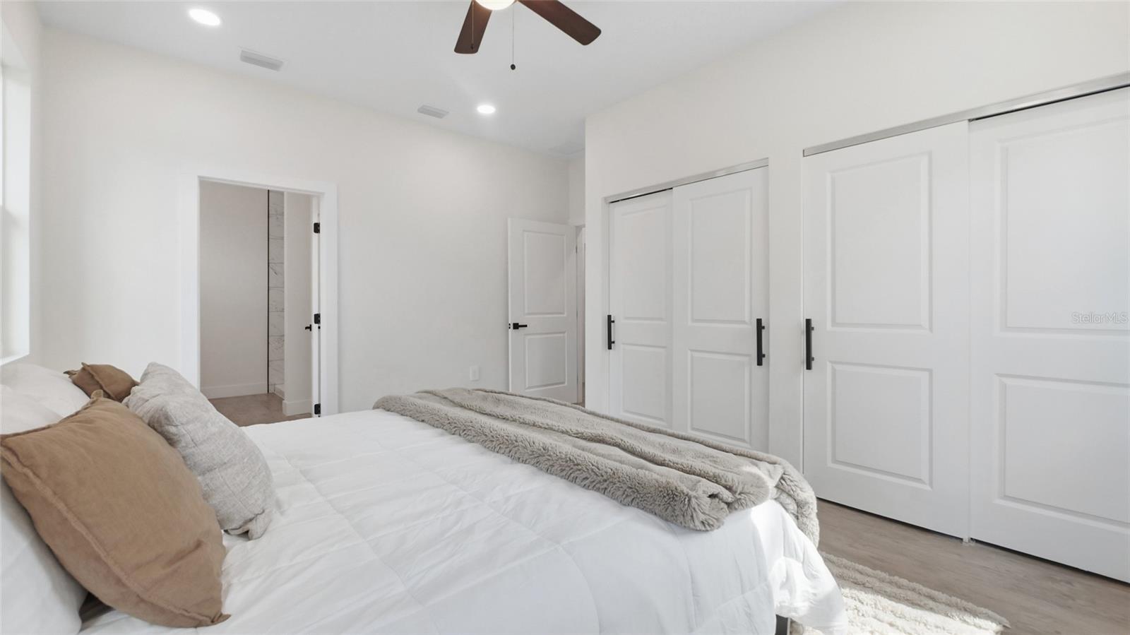 Image 16 of 32 For 4601 14th Avenue