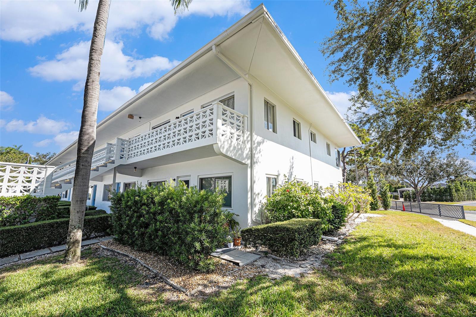 Image 8 of 30 For 8325 112th Street 201